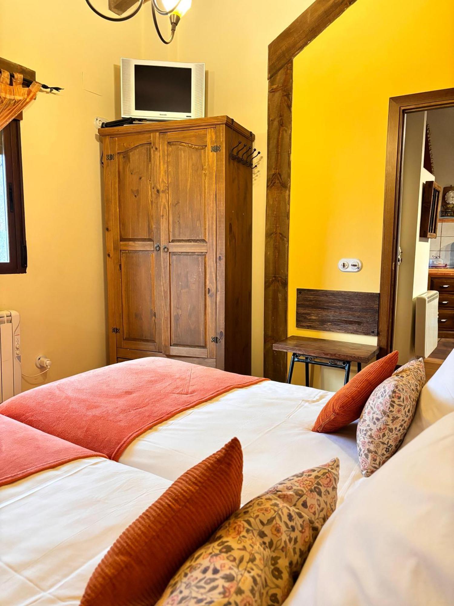 Casa Rural Los Regajales Тенсуэла Экстерьер фото